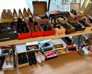 Women's Shoes 7 - 7.5