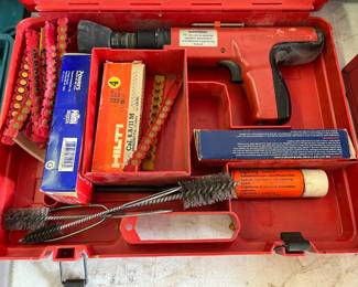 Hilti DX350 Power Nail Gun