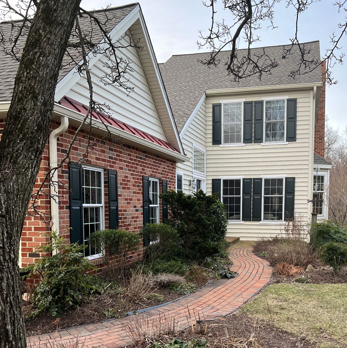 GUNNING AND COMPANY ESTATE SALES IS IN PHOENIXVILL... starts on 1/20/2024