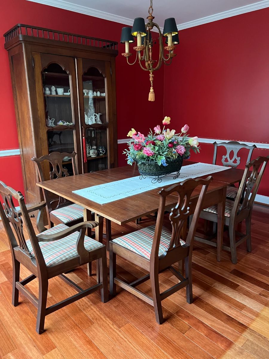 GUNNING AND COMPANY ESTATE SALES IS IN PHOENIXVILL... starts on 1/20/2024