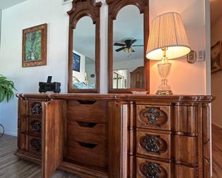 CUSTOMIZE ME! Matching Bedroom Suite Dresser and Mirrors