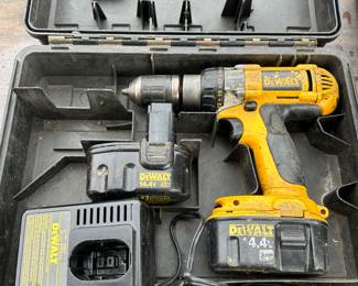 Dewalt Power Drill
