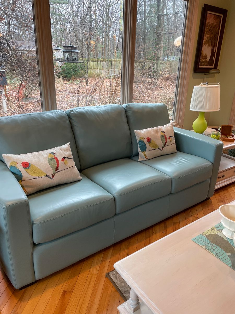 PART 1 Estate Sale Extravaganza in New Buffalo starts on 1/4/2024