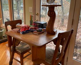 Quarter sawn oak game table games and plant stand 