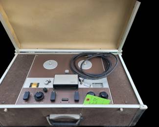 AMPEX F-44 "fine line" reel to reel, with optional built in amplifier 
