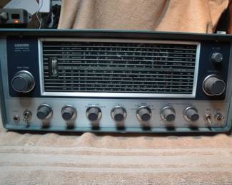 Working  Lafayette HA-225 Tube Shortwave receiver (Made by Kenwood/Trio)
