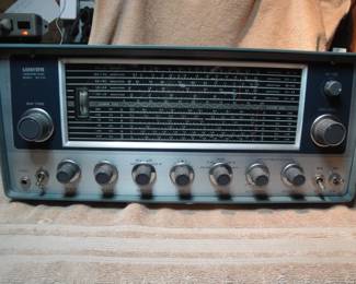 Working &nbsp;Lafayette HA-225 Tube Shortwave receiver (Made by Kenwood/Trio)