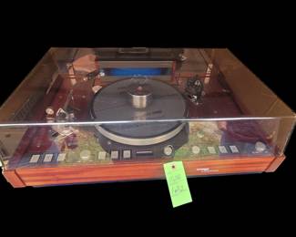 THORENS TD-226 electronic. w/ SME 3009 S II and Siii tonearms, and "disc contact" system