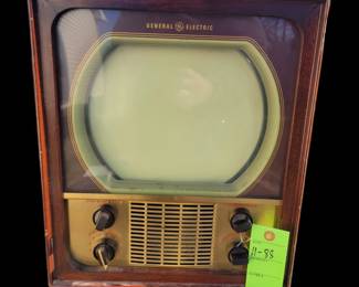 GE tv set, 1940s