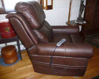 Liftchair/ recliner