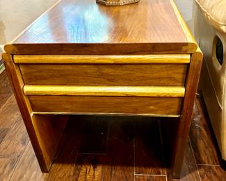 Lane Mid Century Modern end table