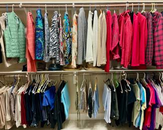 Large assortment of ladies size lg clothing