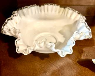 Vintage Fenton bowl