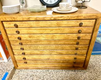 Oak chest