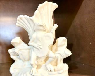 Vintage ceramic frog vase