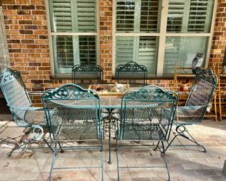 Metal patio set