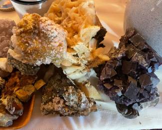 Crystals fossils and semi precious stones 