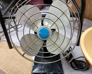 Eskimo electric fan