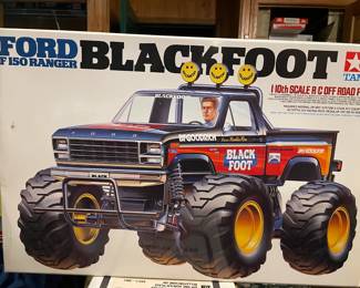FORD F-150 "BLACKFOOT" Remote Control 1/10 Scale--Unused!!