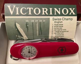 Victorinox Swiss "Army Knife"--Extra Cool w/Compass!!
