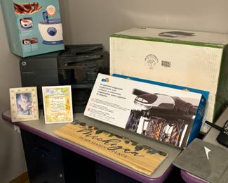 Filing cabinet desk $20