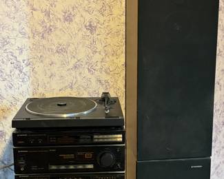 Audio equipment, speakers