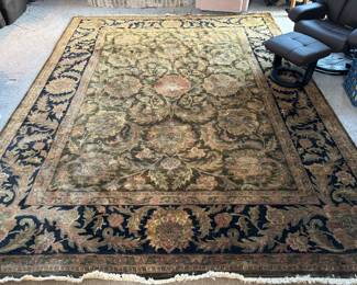 Beautiful antique hand made area rug in fantastic condition 