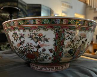 Antique Chinese bowl