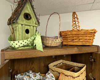 Bird house, baskets 