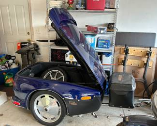 Bushtec motorcycle trailer in pristine condition