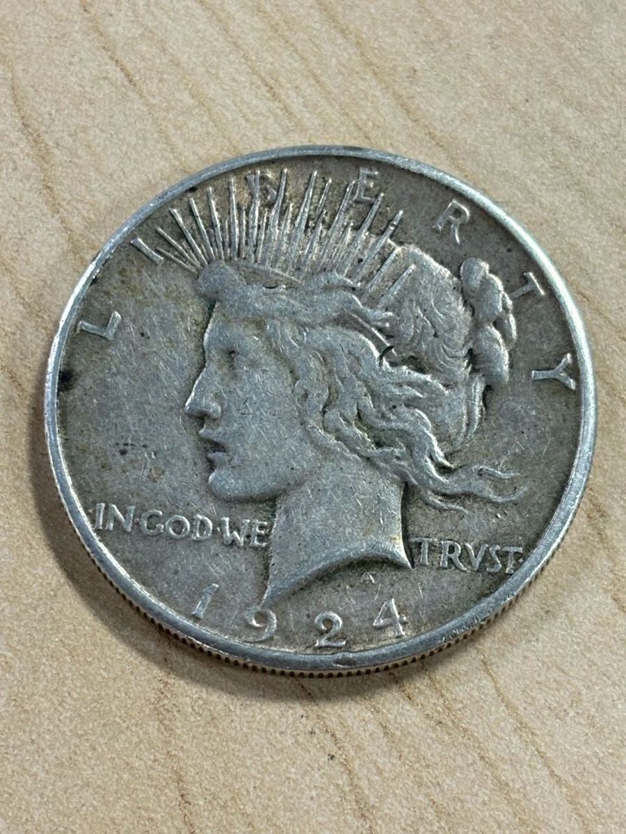 Gold, Coins, Jewelry, Silver certificates,... starts on 12/29/2023