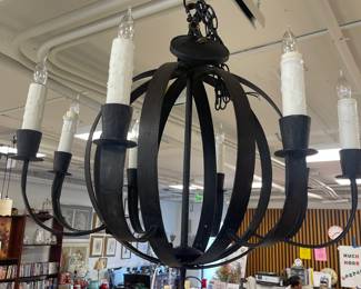 Dennis and Leen chandelier