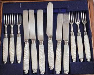 mother of pearl fruit set