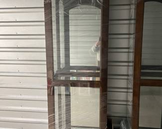 27 1/2  in wide 77 in tall 15 in deep $200