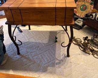Beautiful matching coffee table and end table. $275 for both 