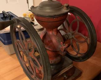 Coffee mill / coffee grinder circa 1902 - has provenance