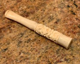Bone cigarette holder