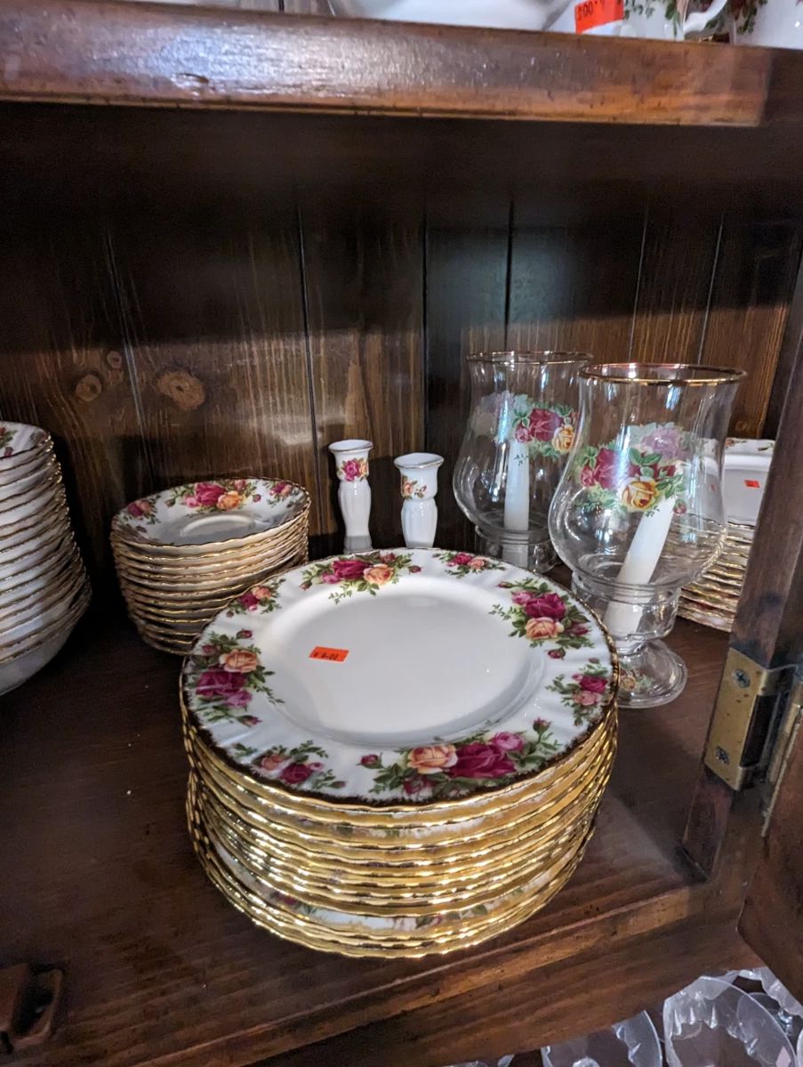 Royal Albert Old country roses