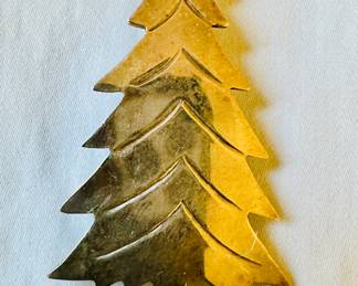 Sterling silver Christmas tree brooch