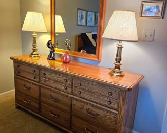 Thomasville Queen Bedroom set