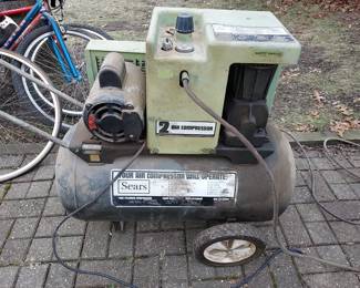 20 Gallon Air Compressor