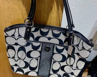 Like new condition Coach purse