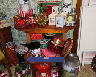 Homemade Dressing Table and Seat and More Christmas!