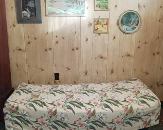 Metal Framed Twin Size Bed that Becomes Larger on the Sides!