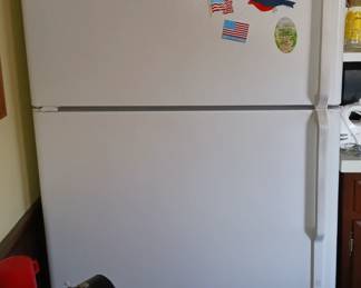 Hotpoint Refrigerator! Works Perfect!