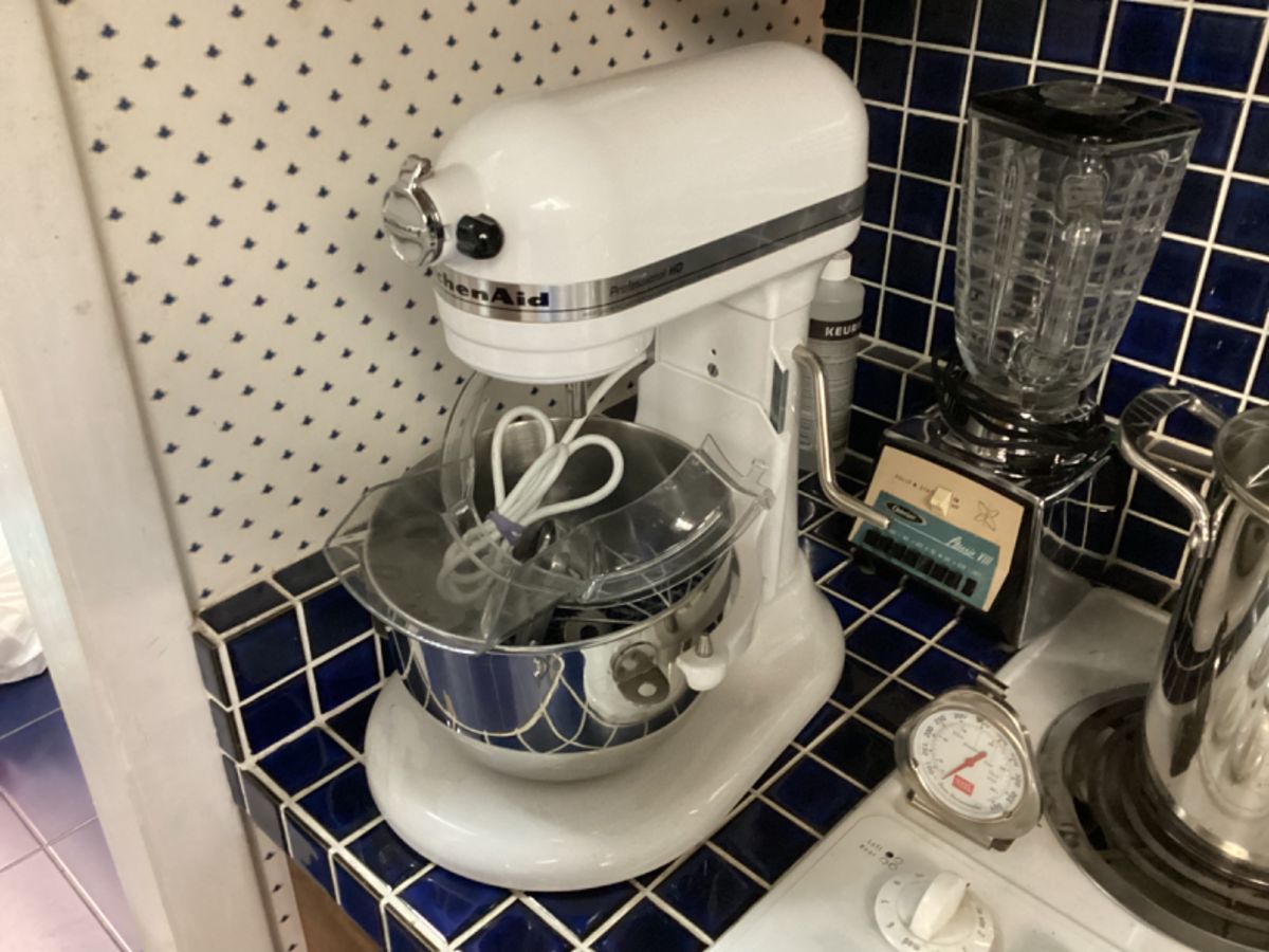 Estate Sale in Hollywood Park Texas Deceased... starts on 1/13/2024