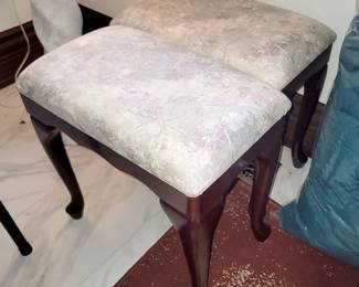 Pair of stools - Bombay co.