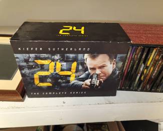 Complete Series - 24 - DVD Box Set Kiefer Sutherland Bonus Disc Seasons 1-8