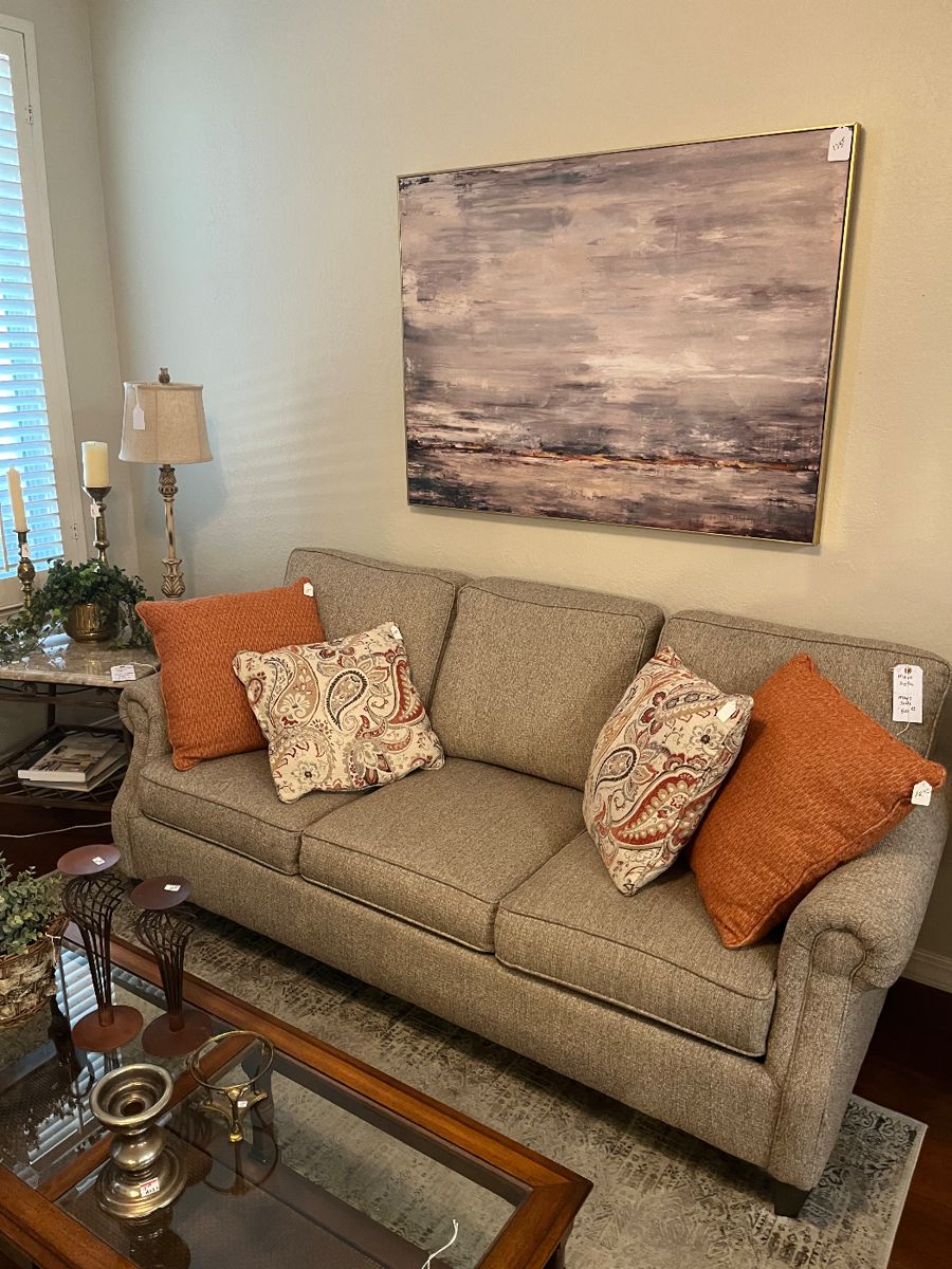 Lamar Coats Estate Sales in Midland, TX starts on 1/4/2024