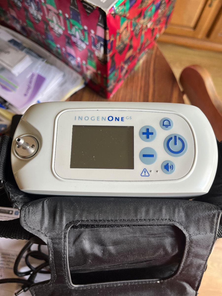INOGEN One G5 IO-500 Portable Oxygen Concentrator. Barely used.
